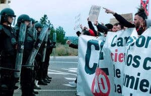 La dona il·legal