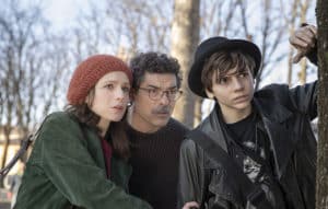 EL MEU GERMÀ PERSEGUEIX DINOSAURES